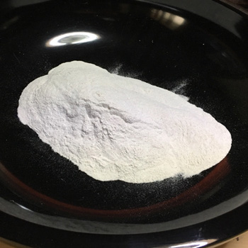 蕎麦粉は山形高畠の「でわかおり」を使用